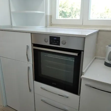 Apartman Nespula 2 *